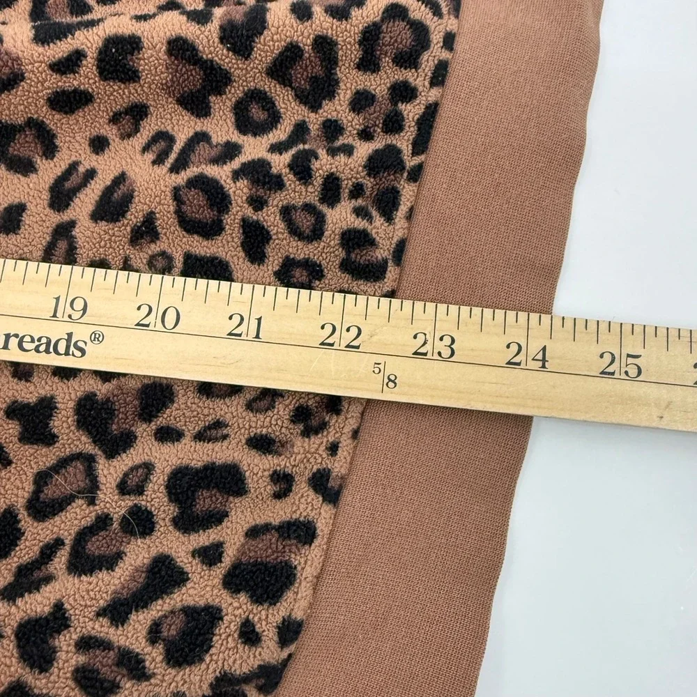 Nike Leopard Print Fleece Crewneck Sweatshirt Brown Black‎ Gold Logo Small Cozy